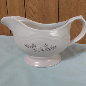 Pfaltzgraff Gravy Server Gray Vintage Heirloom Pattern Gravy Boat